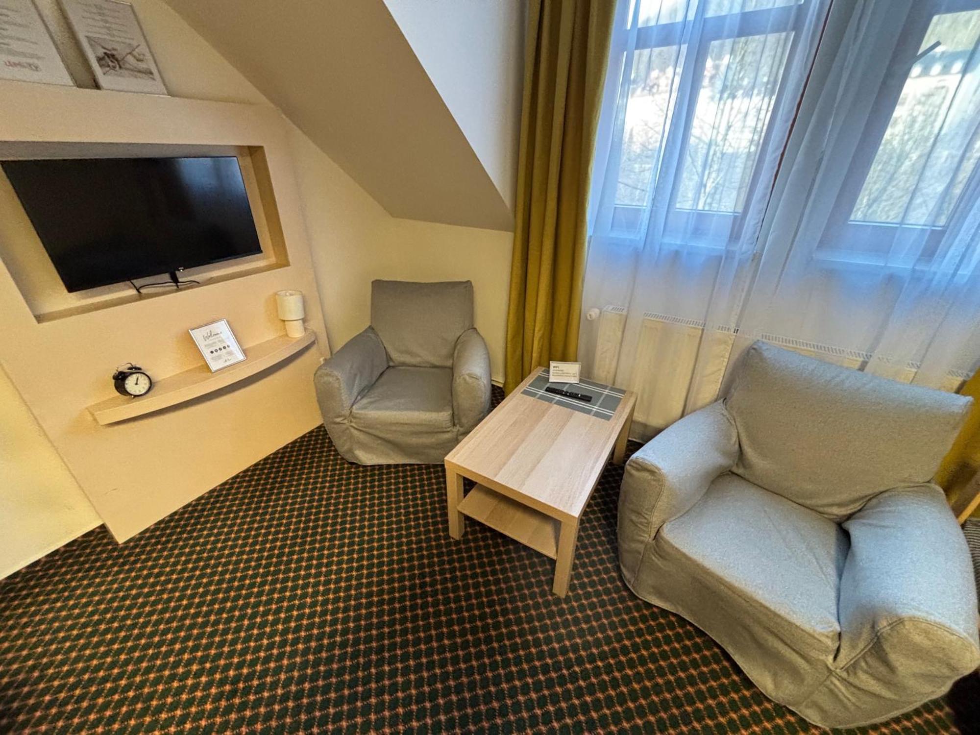 Excellent Apartments In Spa City Center 5 Min Walk From The Colonnade Karlovy Vary Esterno foto