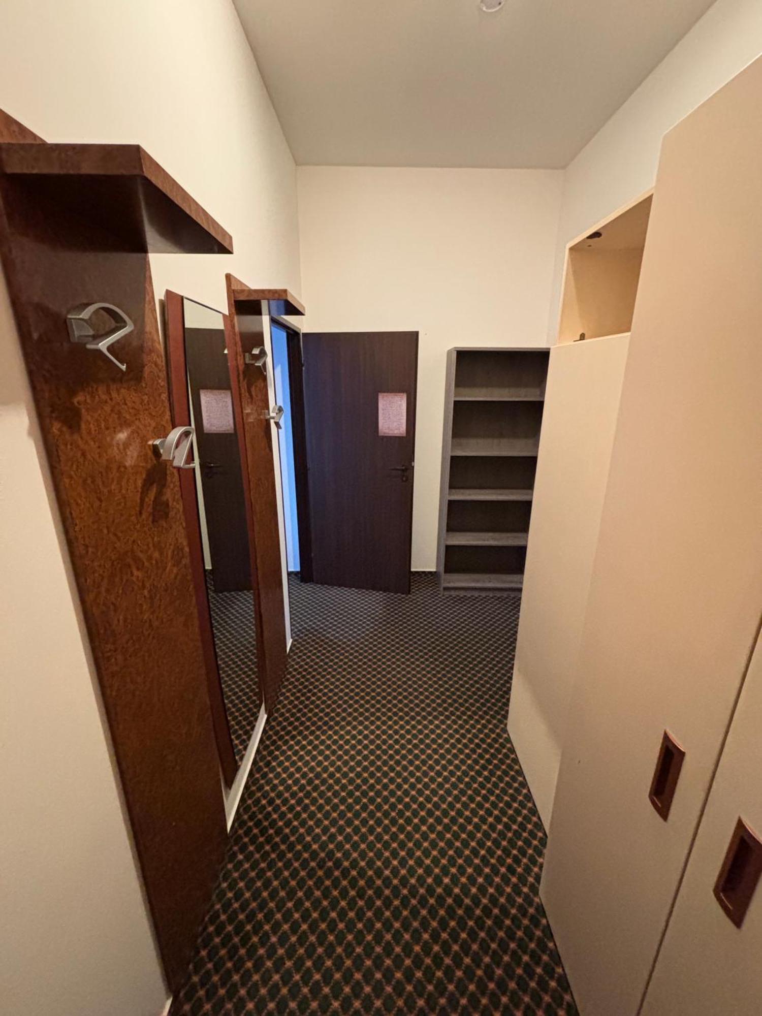 Excellent Apartments In Spa City Center 5 Min Walk From The Colonnade Karlovy Vary Esterno foto